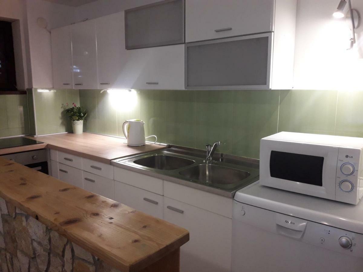 Mirjam Apartment Novi Vinodolski Bagian luar foto